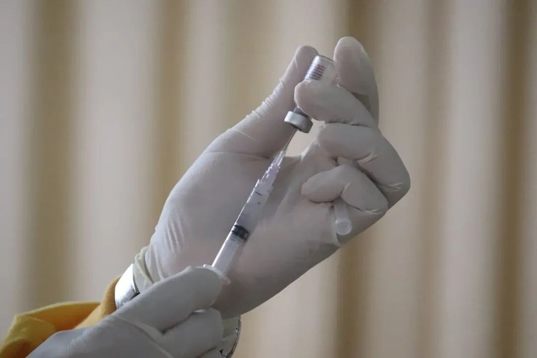 8. The smallpox vaccine and the milkmaids who never got sick (Image Credits: Unsplash)