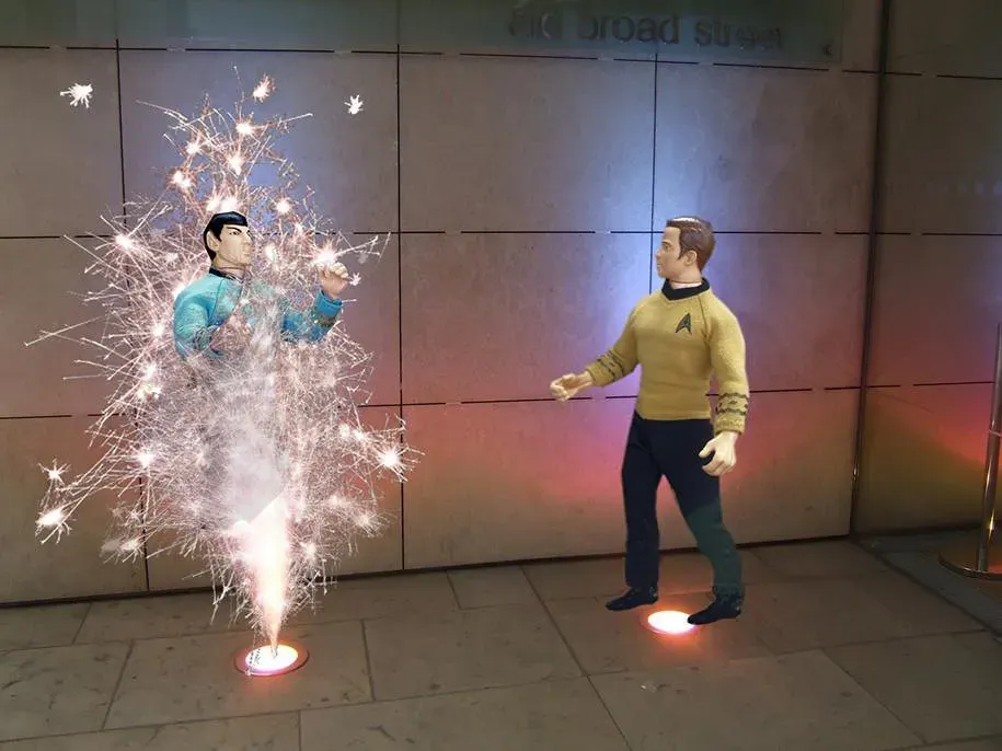 "Beam me up, Scotty" - Star Trek (sammydavisdog, Flickr, CC BY 2.0)