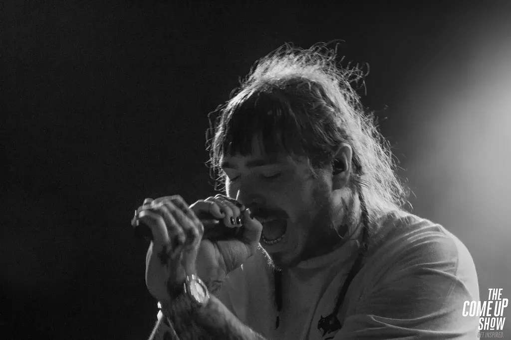 Post Malone's Shift from Clean-Cut to Tattooed Rockstar (Image Credits: Flickr)