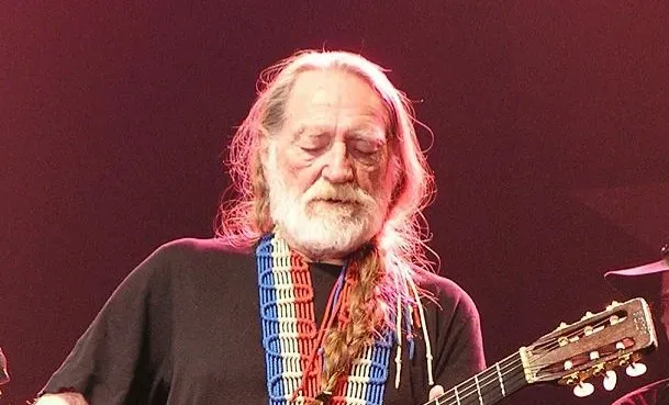 Willie Nelson: the outlaw country legend turned cannabis entrepreneur (Image Credits: Wikimedia)