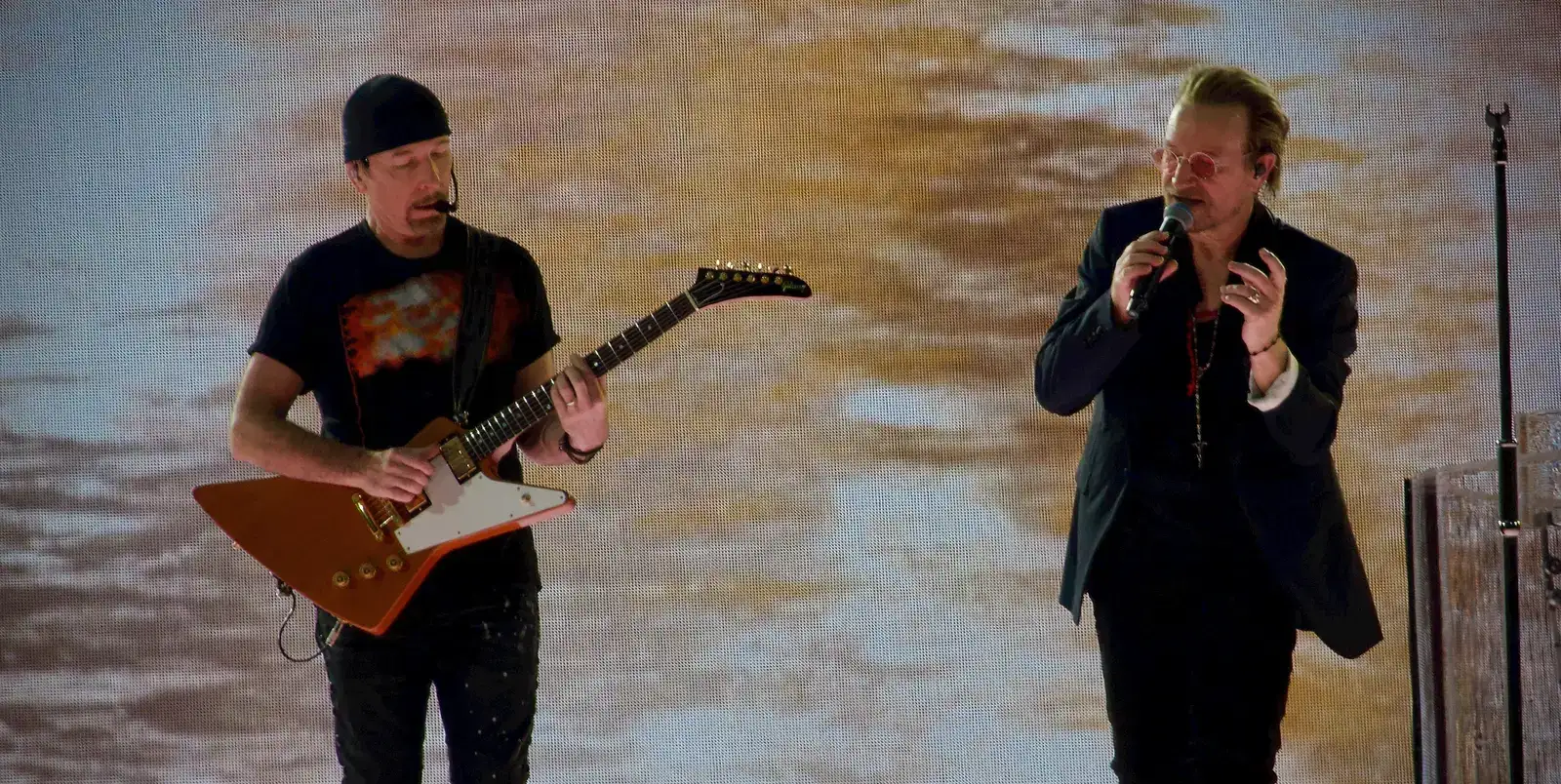 U2's free, uninvited album drop (Image Credits: Wikimedia)
