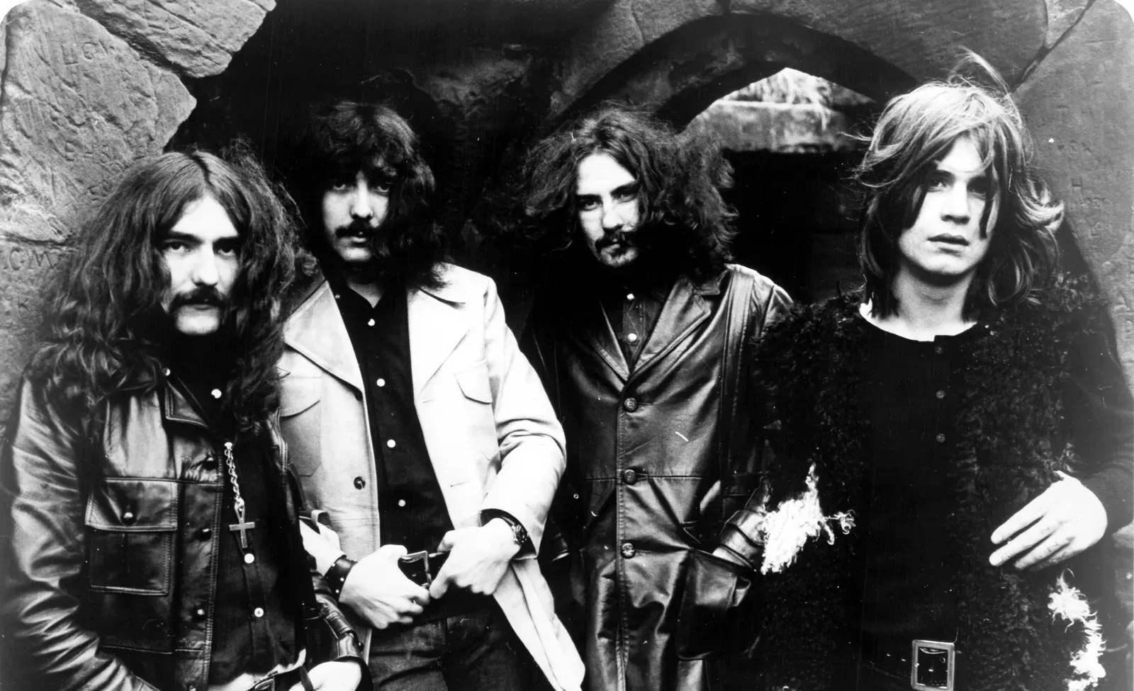 5. Black Sabbath: Ozzy Osbourne to Ronnie James Dio (Image Credits: Wikimedia)