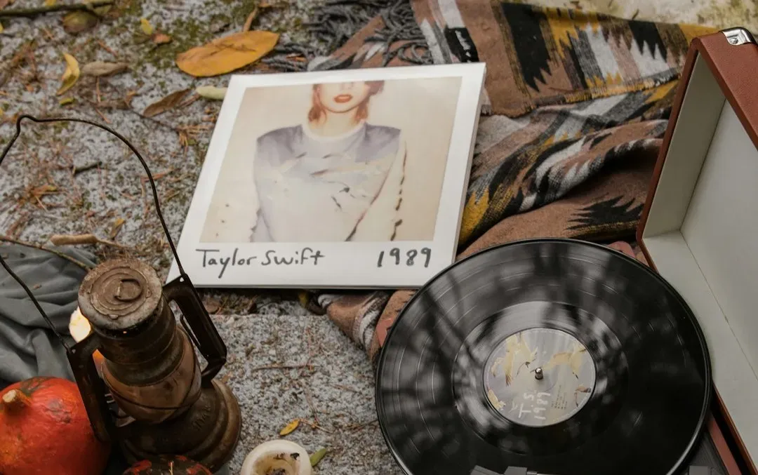 Taylor Swift and the Superstar Effect (Image Credits: Unsplash)