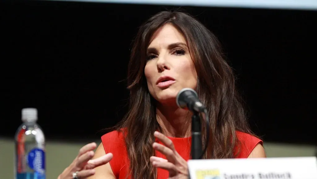 4. Sandra Bullock – Million Dollar Baby (2004) (Image Credits: Flickr)