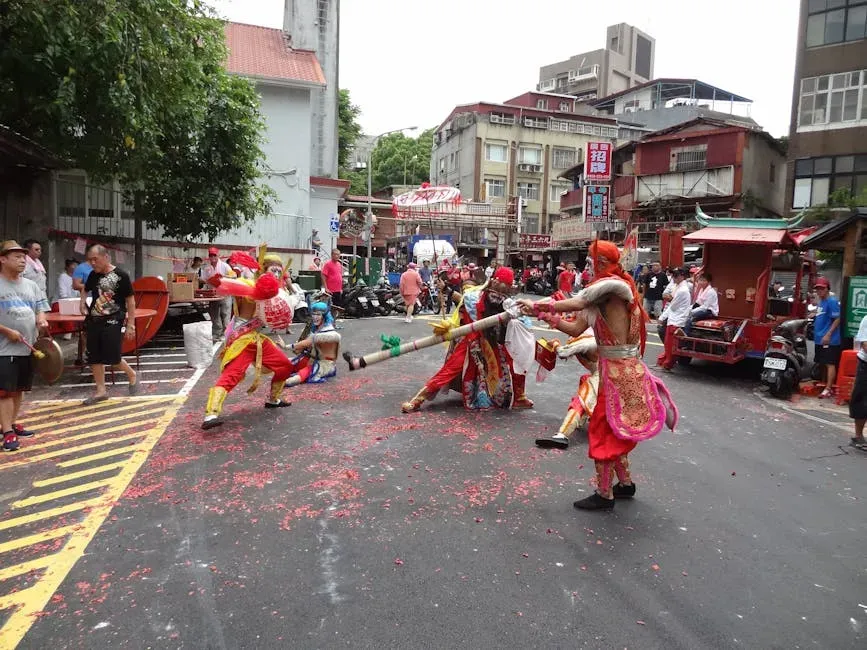 3. The Mothman Festival in Point Pleasant, West Virginia (Image Credits: Pexels)