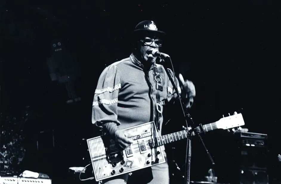 Bo Diddley and the beat everyone borrowed (Image Credits: Flickr)