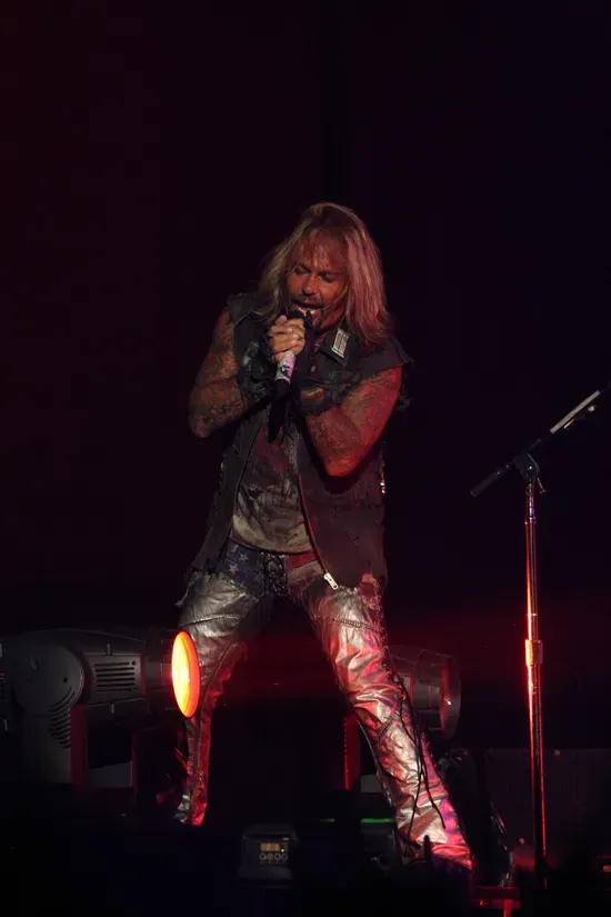 Mötley Crüe's Cessation of Touring Agreement That Meant Nothing (Image Credits: Wikimedia)