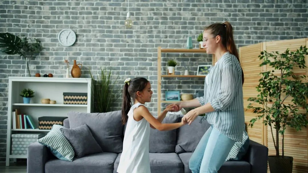 1. "Spare the Rod, Spoil the Child" Was Never About Gentle Parenting (Image Credits: Unsplash)