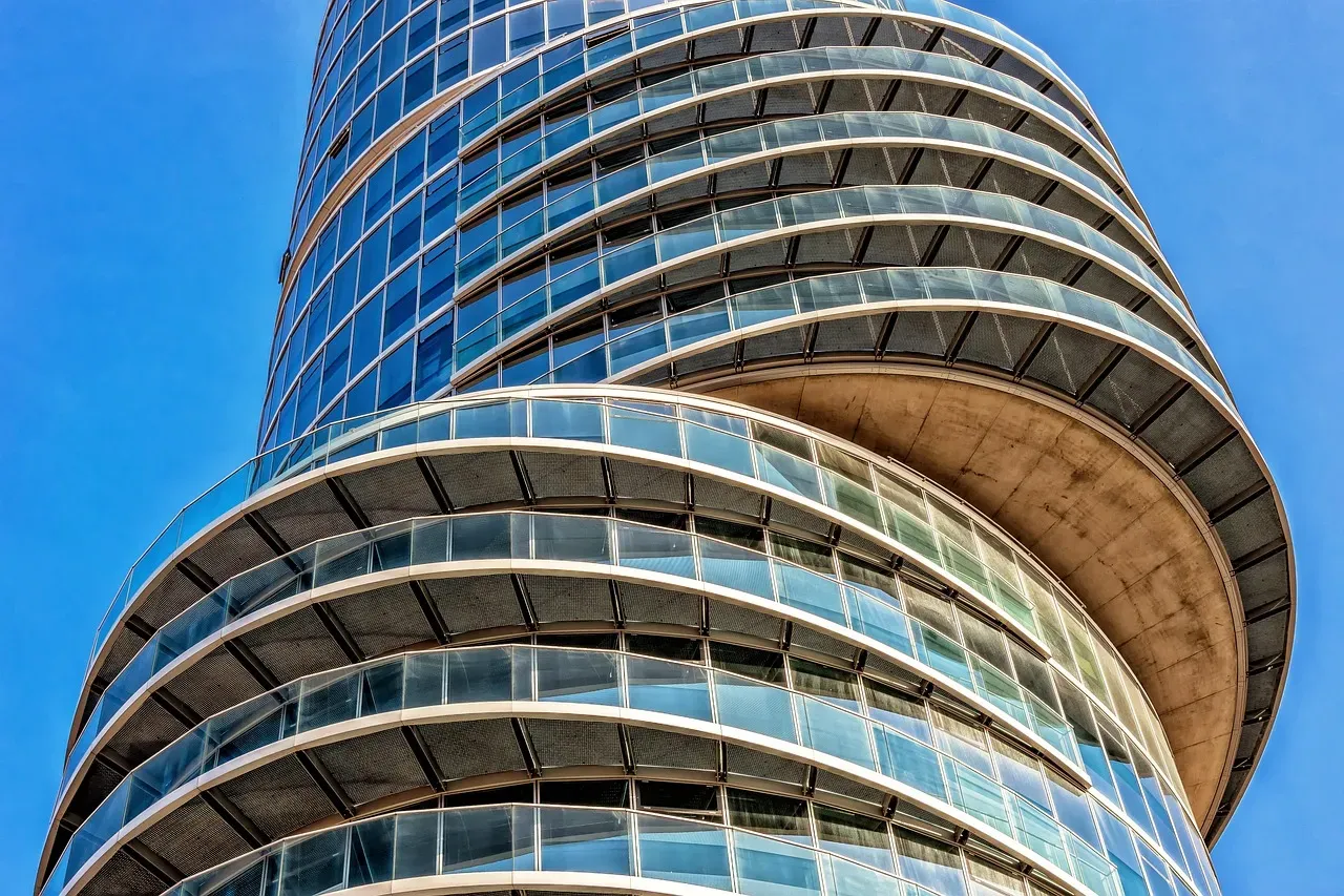 Commercial Real Estate Shows Signs of Recovery (Image Credits: Pixabay)