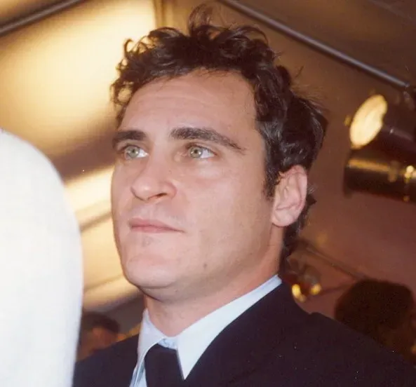 Joaquin Phoenix: Performing on the Streets Before the Oscars (Image Credits: Flickr)
