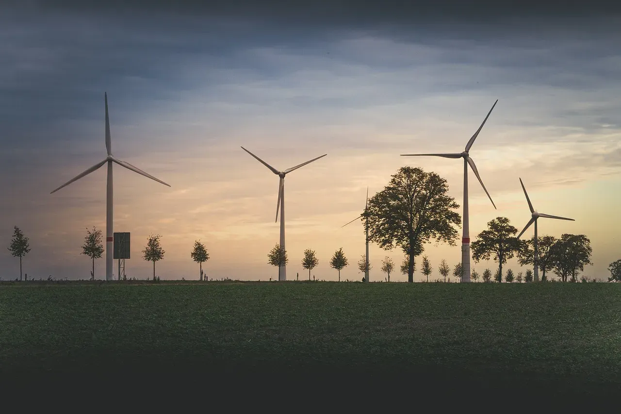 Wind Energy and Regional Leaders Reshaping the Map (Image Credits: Pixabay)