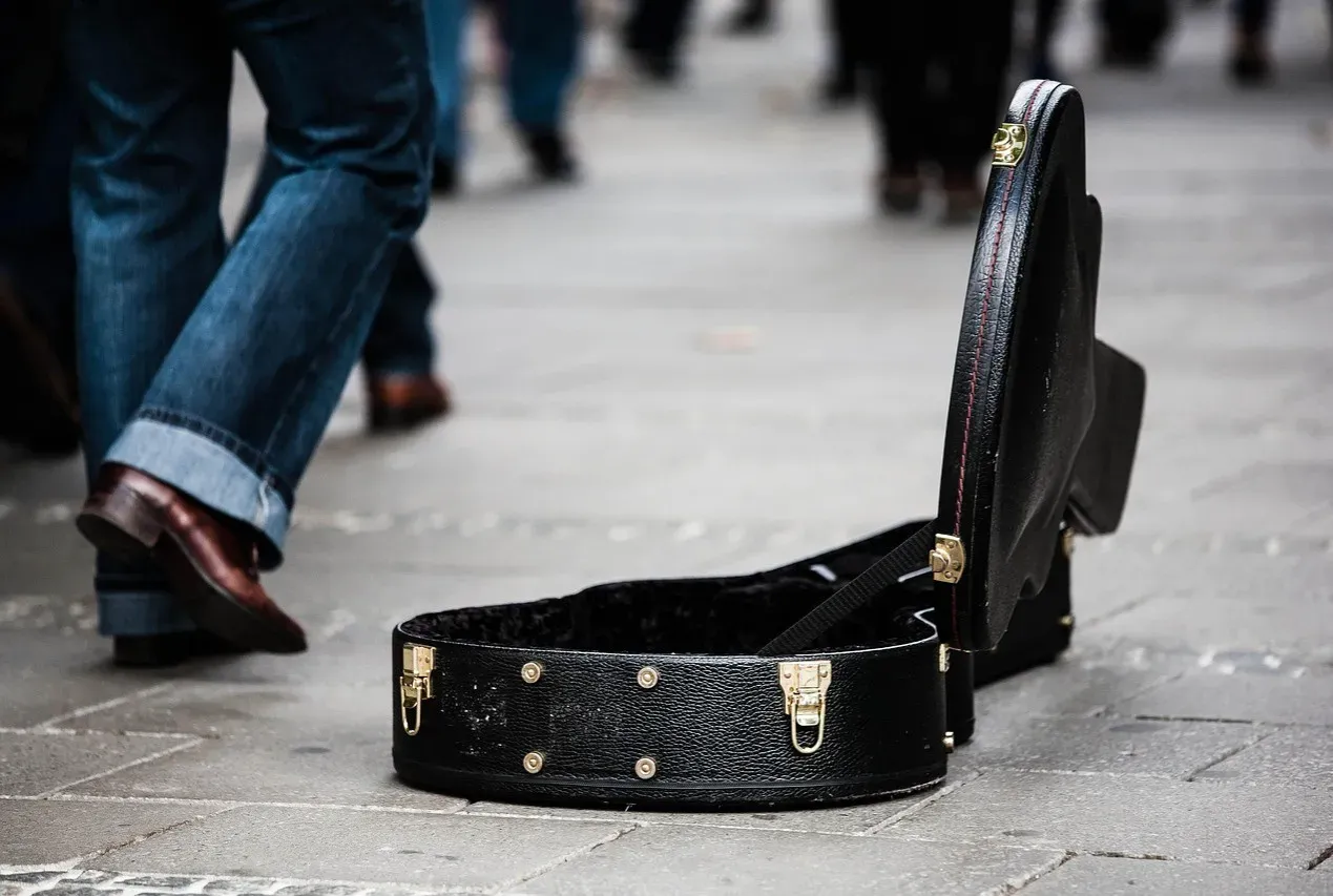 8. "Penny"... "Bleecker Street" by Simon & Garfunkel (Image Credits: Pixabay)