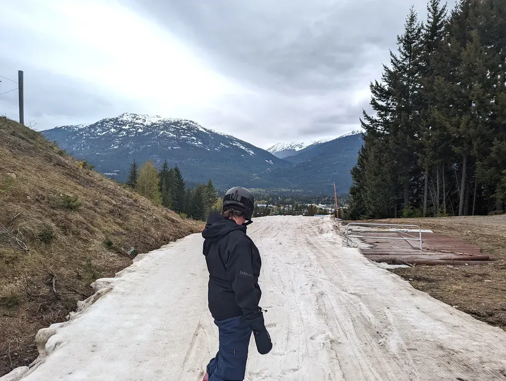 Ski Resorts Are Running Out of Snow (Image Credits: Flickr)