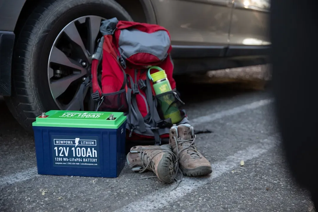 Tools, Signals, and What Happens When You're Really Stranded (Image Credits: Unsplash)