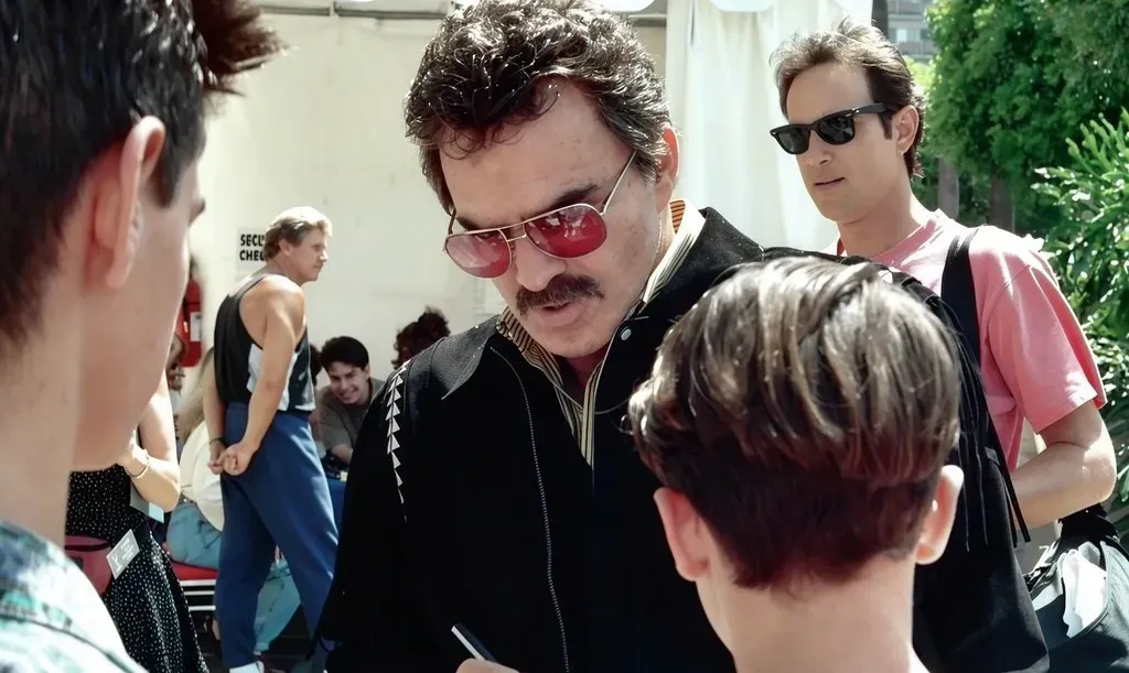 Burt Reynolds and Garrett Breedlove in Terms of Endearment (Image Credits: Flickr)