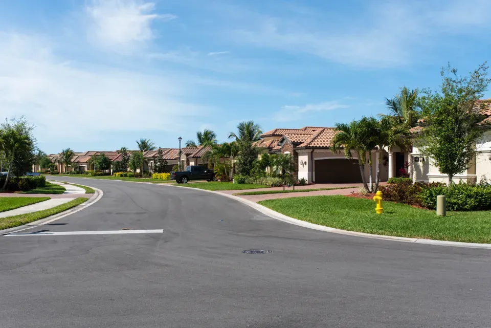 Housing Options and Price Points (Image Credits: Stocksnap)