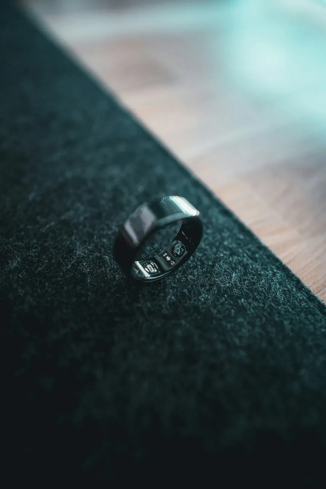 Oura Ring 4: The Health Whisperer (Image Credits: Unsplash)
