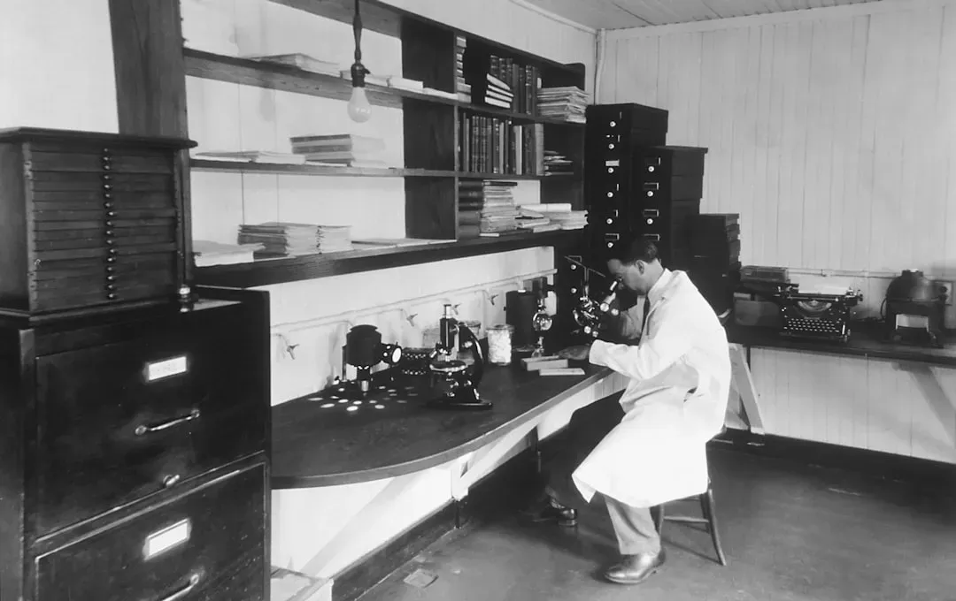 Cavendish's Secret Laboratory and the Discovery of Hydrogen (Image Credits: Unsplash)