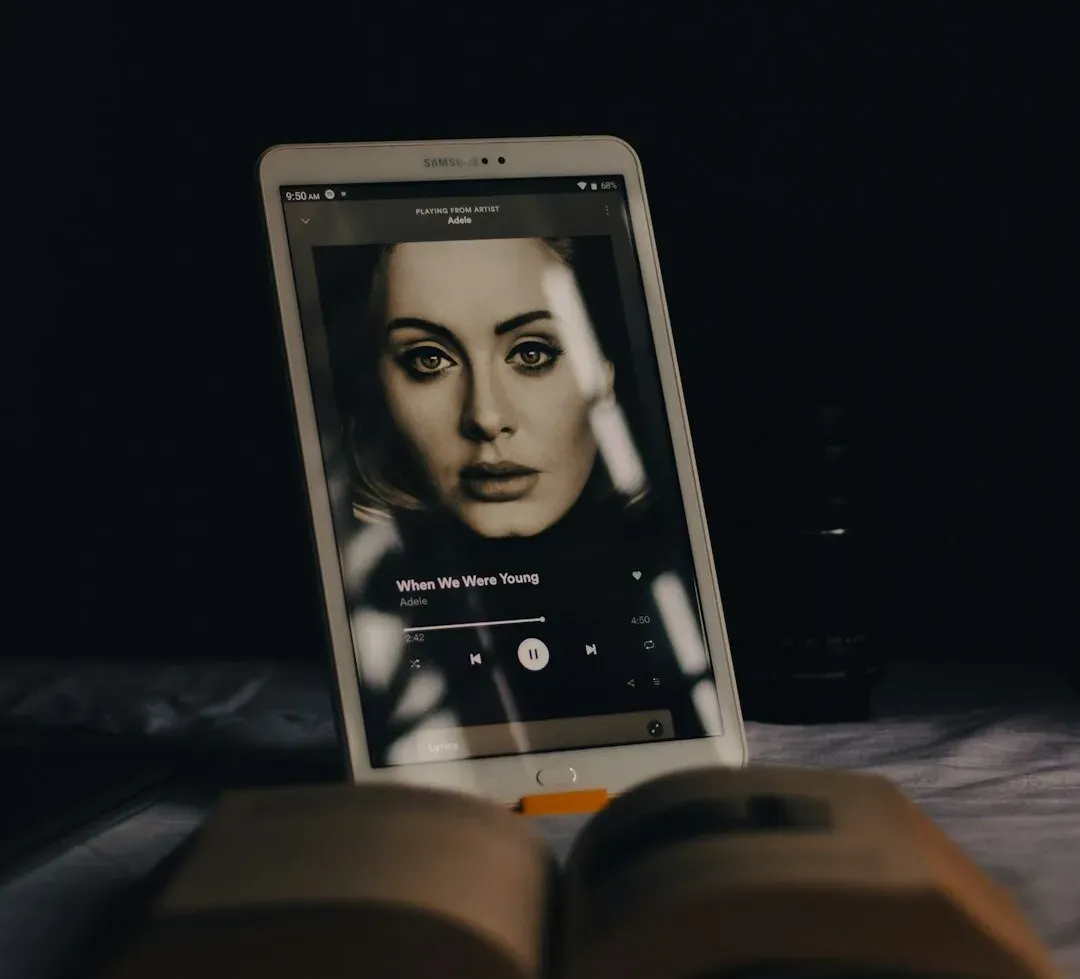 Adele: The Father Who Sold Her Childhood (Image Credits: Unsplash)