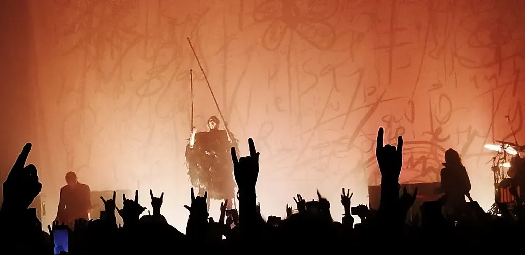 Marilyn Manson: Dropped Overnight, Effectively Everywhere (New York + Philly Live!, Flickr, CC BY-SA 2.0)