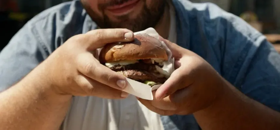 2. The Big Kahuna Burger from Pulp Fiction (Image Credits: Pexels)