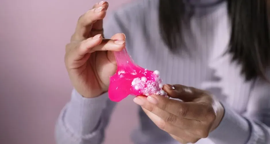 7. Gak and similar slime toys (Image Credits: Pexels)
