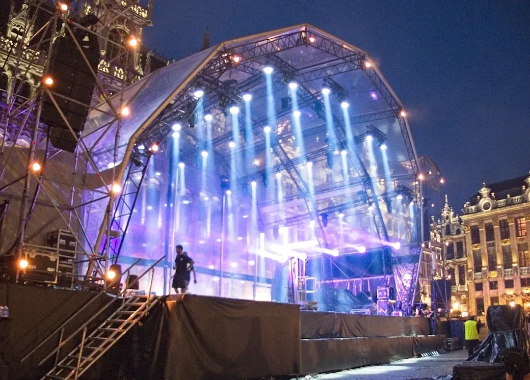 The Build Week Timeline: Order Matters Enormously (Image Credits: Unsplash)