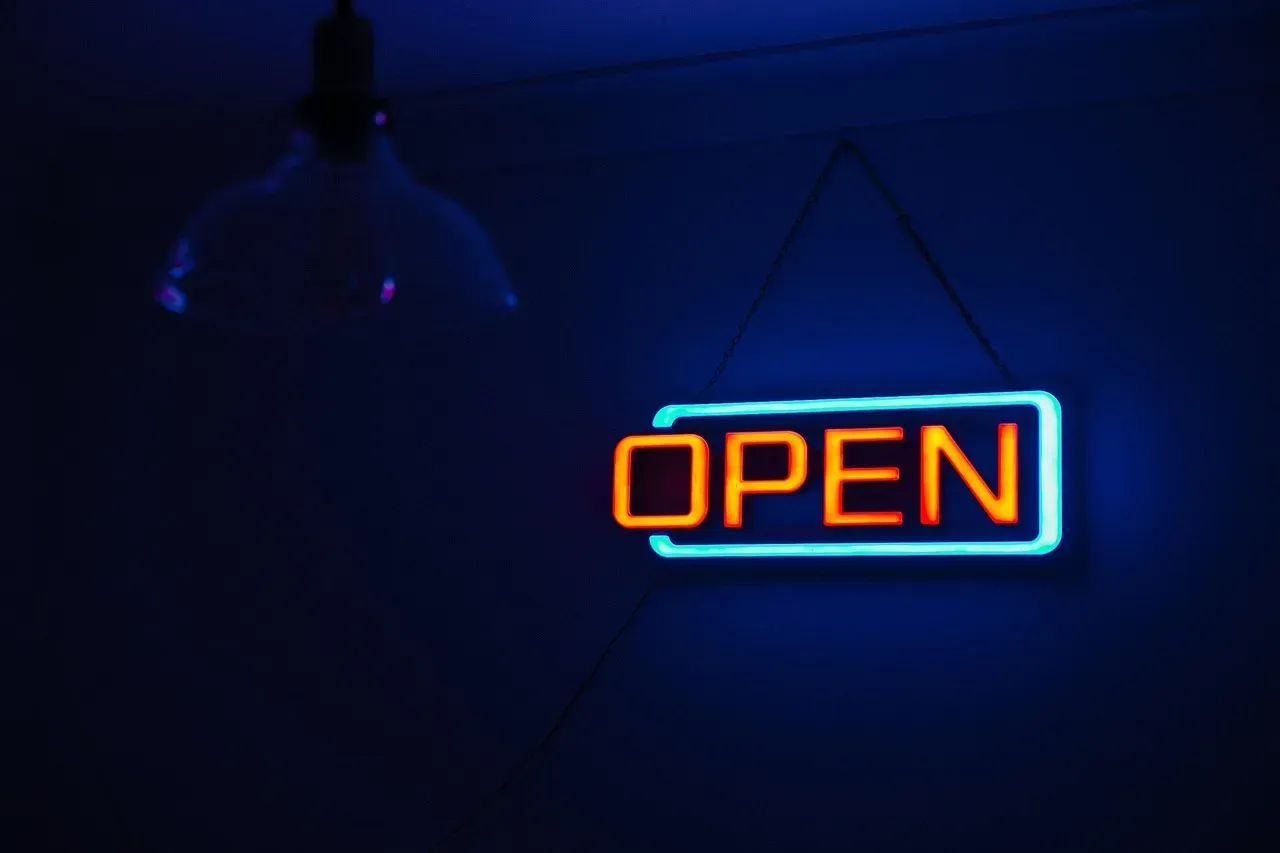The Neon Museum: Nostalgia Given a Physical Address (Image Credits: Pixabay)