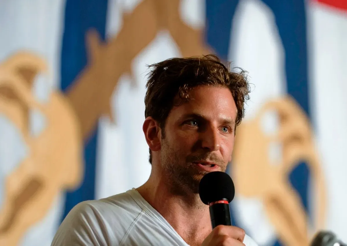 Chris Kyle in American Sniper: Bradley Cooper (Image Credits: Cropped Image)