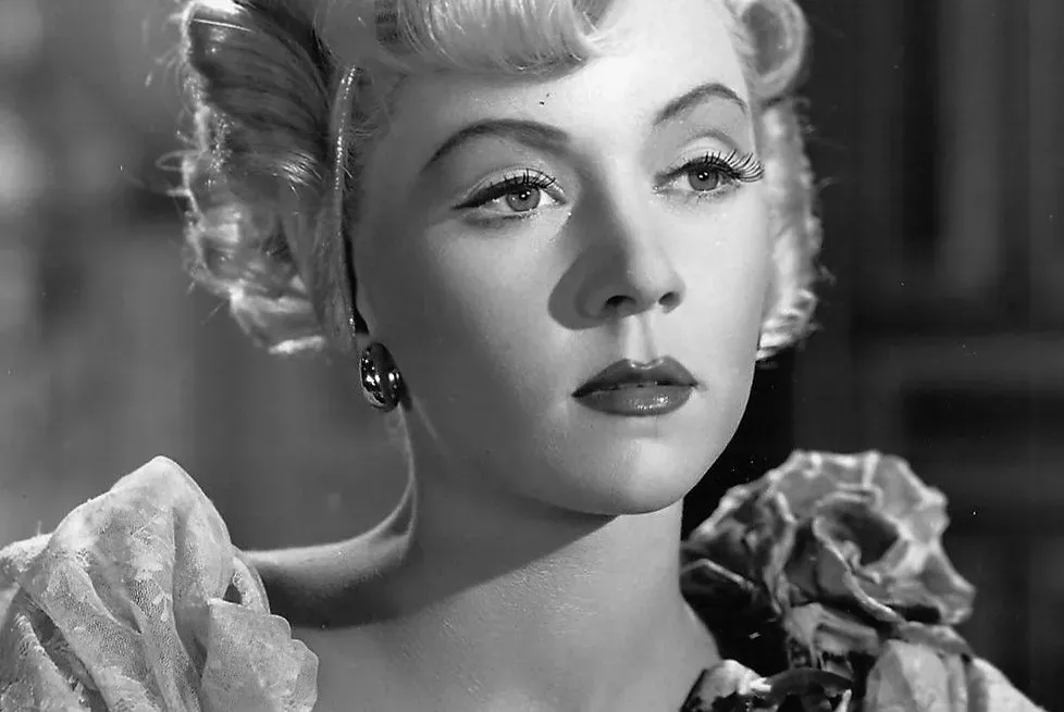 4. Gloria Grahame in The Bad and the Beautiful (Image Credits: Wikimedia)