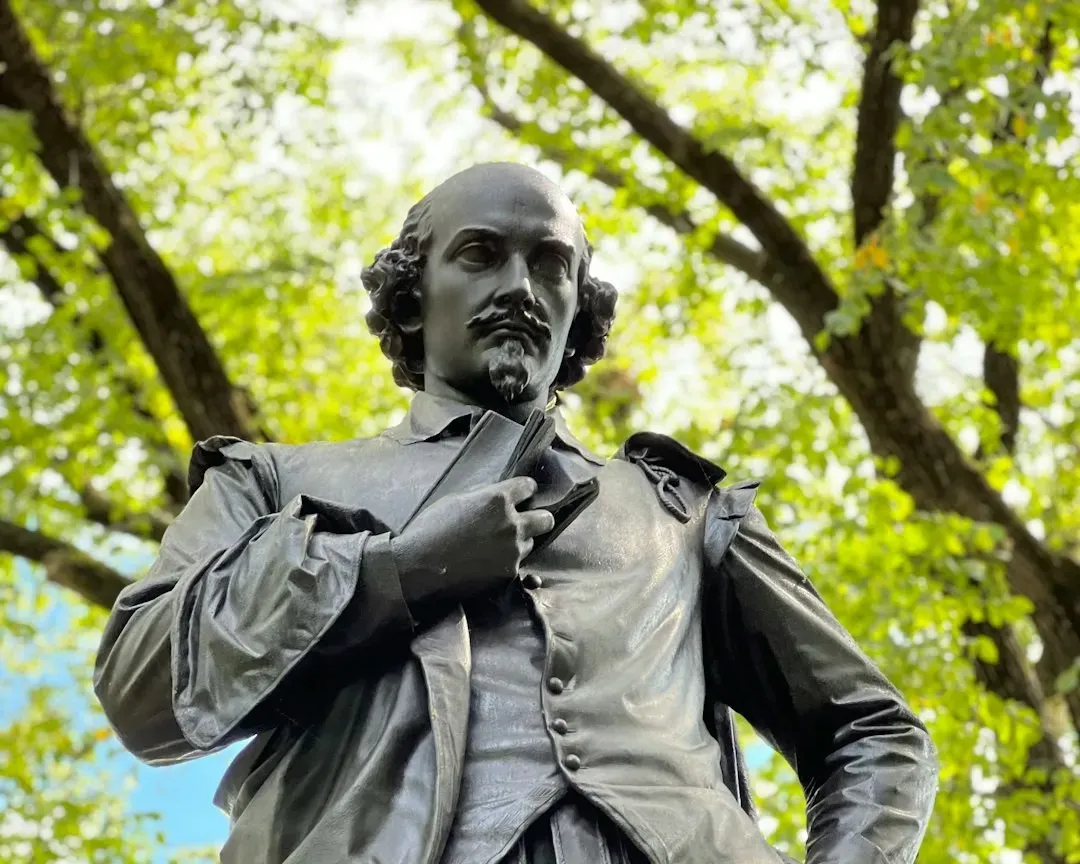 Hamlet by William Shakespeare (Image Credits: Unsplash)