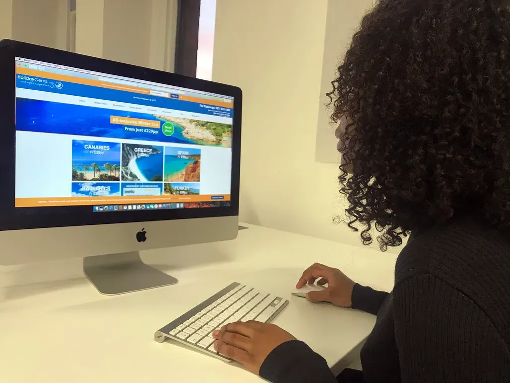 Booking Direct Versus Third-Party Sites (Image Credits: Flickr)