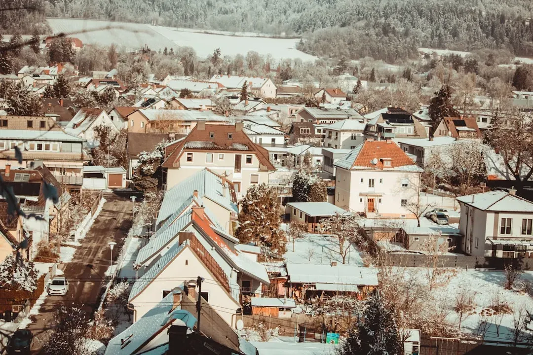 The Crystal Rogers Case: A Town Full of Secrets (Image Credits: Unsplash)