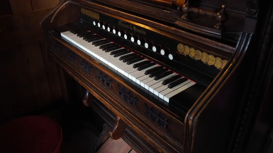 3. Radiohead – "Motion Picture Soundtrack" (Kid A, 2000) (Image Credits: Unsplash)