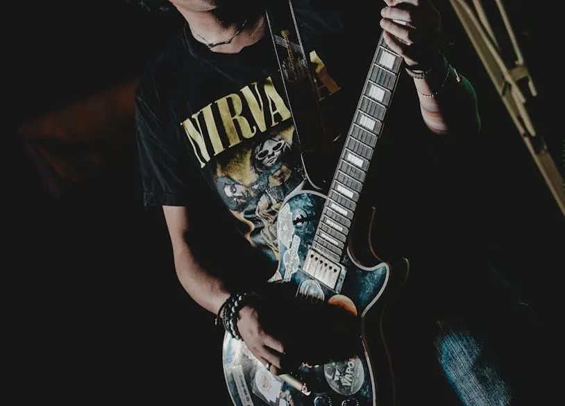 Nirvana - In Utero (1993): Deliberately Undoing Their Own Hit (Image Credits: Pexels)