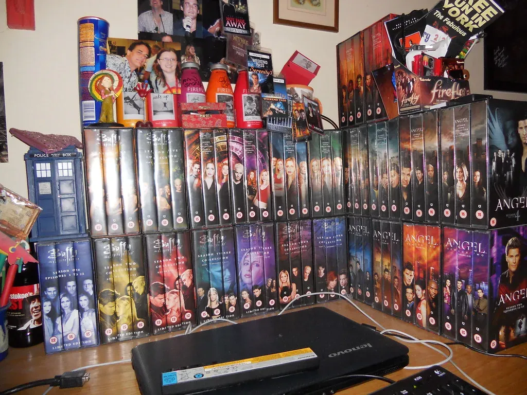 Buffy the Vampire Slayer: The Complete Series (vagueonthehow, Flickr, CC BY 2.0)