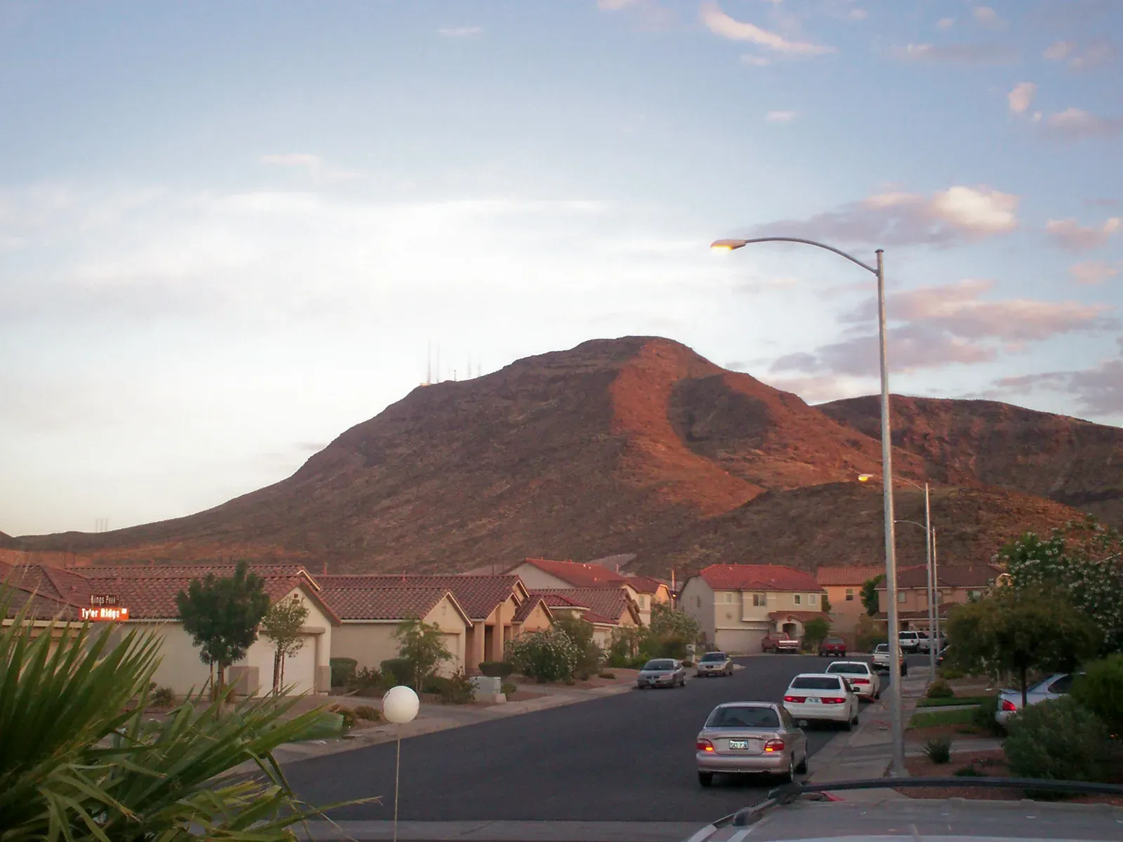 The California Effect: Out-of-State Buyers Reshaping Demand (By Spitwater, CC BY-SA 3.0)