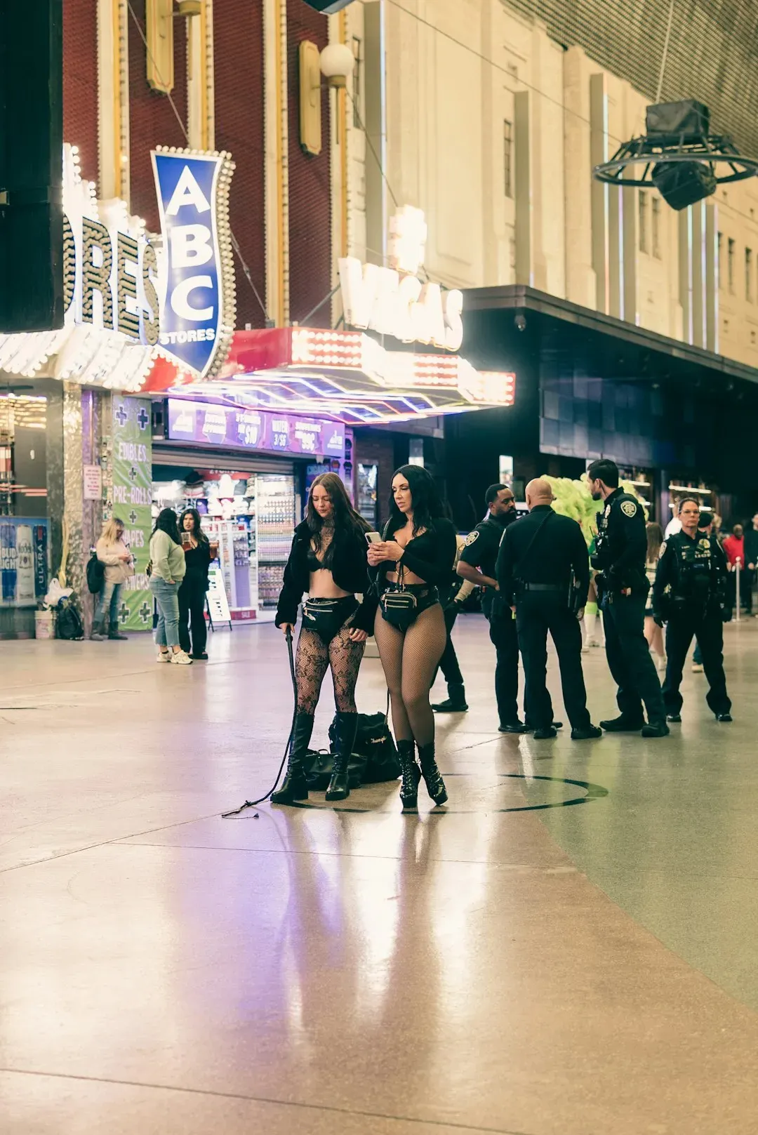 What Makes a Las Vegas Neighborhood Actually Safe for Solo Living (Image Credits: Unsplash)