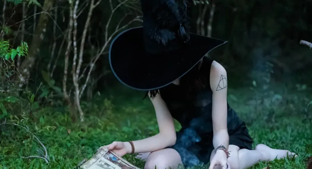 8. The Wicked Witch's Hat from The Wizard of Oz (Image Credits: Unsplash)