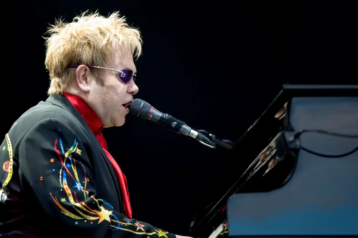 3. Rocket Man – Elton John and Bernie Taupin (Elton John on Flickr, CC BY-SA 2.0)