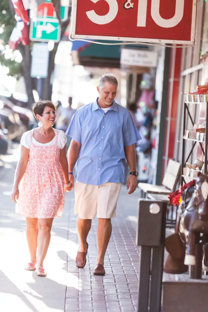 Shopping and the Vintage Vegas Aesthetic (Image Credits: Flickr)