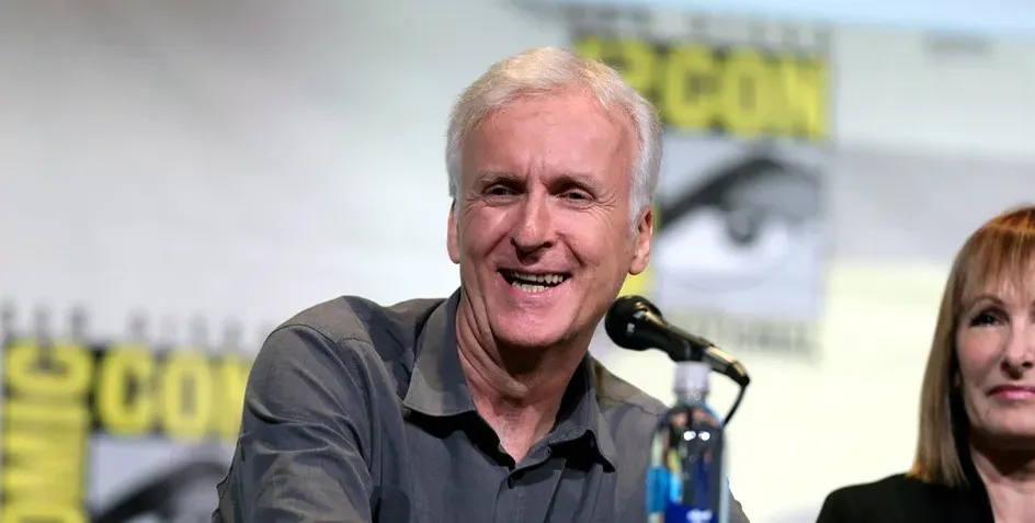 3. James Cameron swaps out his Aliens marine (Image Credits: Flickr)