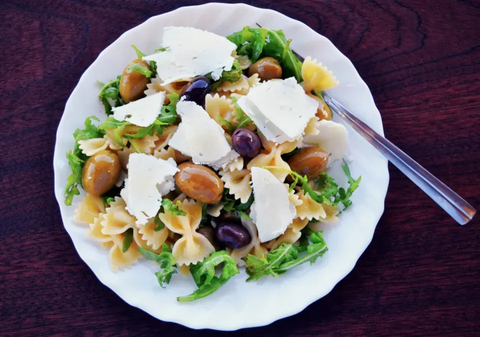 Try the Mediterranean Way of Eating (Image Credits: Stocksnap)
