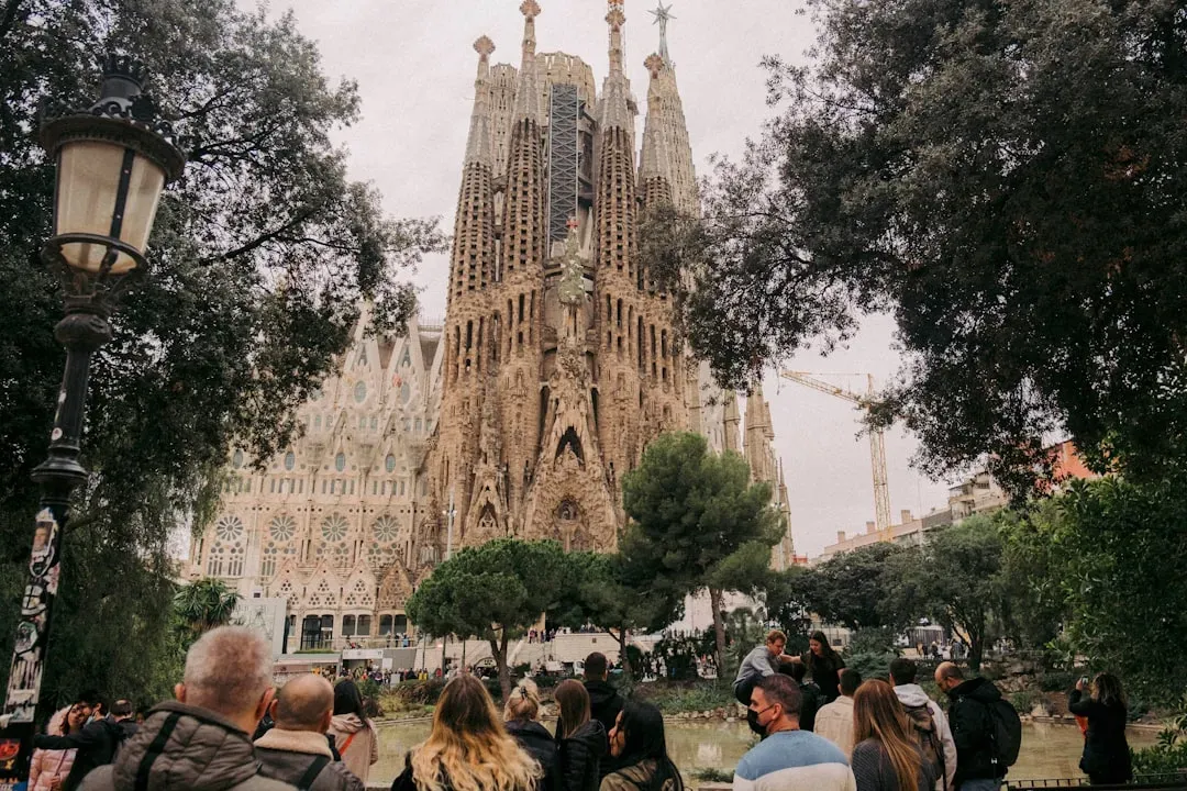 The Sagrada Família: Barcelona's Eternal Cathedral (Image Credits: Unsplash)