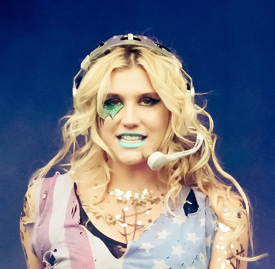 3. Kesha – Contractually Bound, Strategically Sidelined (Image Credits: Wikimedia)