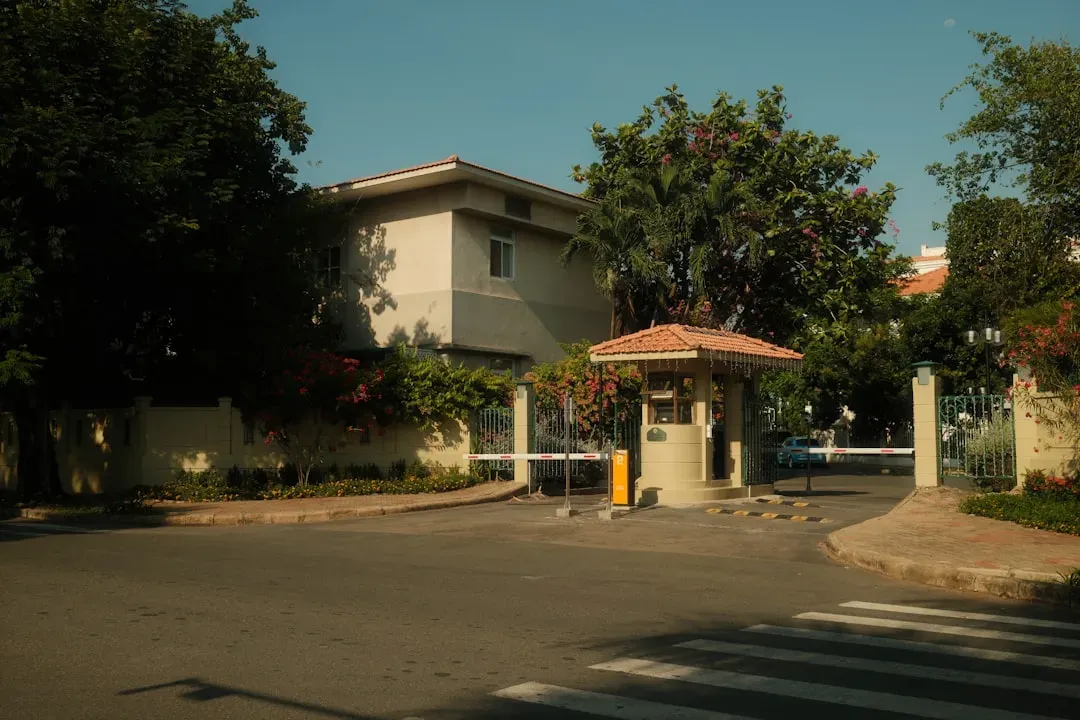 Entry-Level Guard-Gated Options: Privacy Doesn't Always Mean Millions (Image Credits: Unsplash)