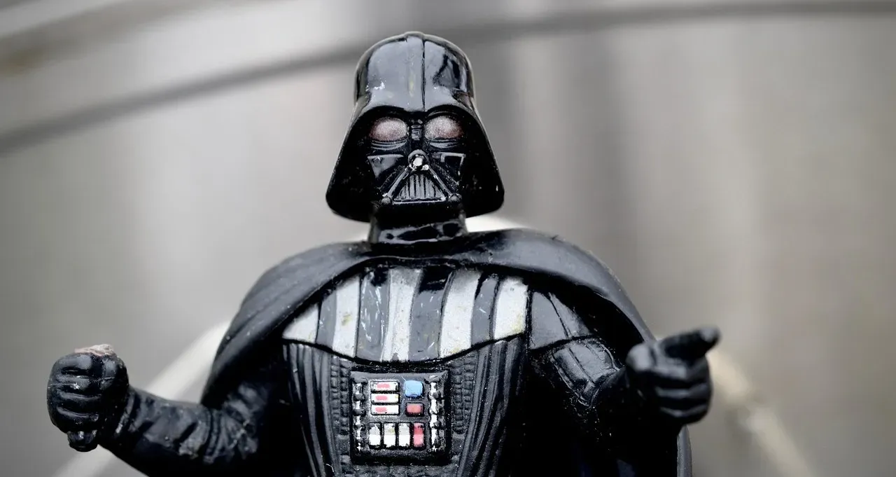 1. Darth Vader's Armor (Star Wars, 1977) (Image Credits: Pixabay)