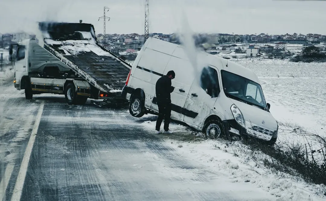 The Deadly Pattern of Multi-Vehicle Pileups on Desert Ice (Image Credits: Unsplash)