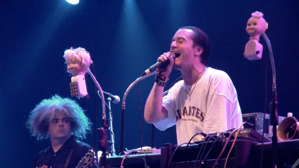 9. Faith No More: Chuck Mosley to Mike Patton (Image Credits: Flickr)
