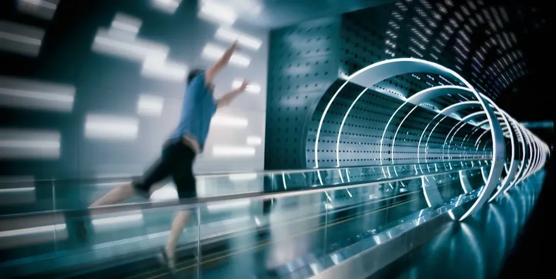 9. Eric Bress and J. Mackye Gruber – The Butterfly Effect (2004) (Image Credits: Unsplash)